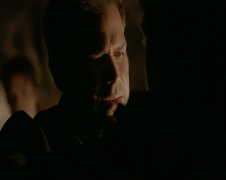 VampireDiaries-dot-nl_VampireDiaries-8x13TheLiesWillCatchUpToYou0156.jpg