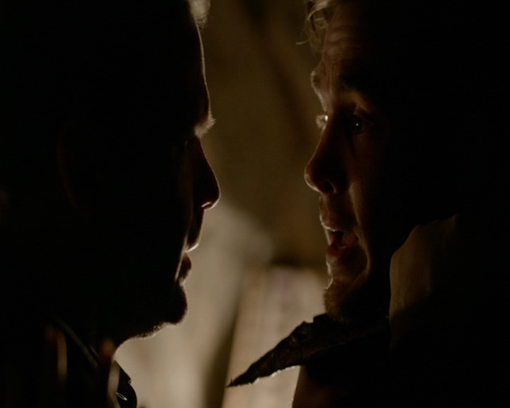 VampireDiaries-dot-nl_VampireDiaries-8x13TheLiesWillCatchUpToYou0158.jpg