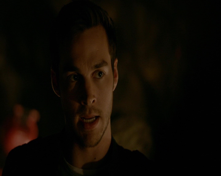 VampireDiaries-dot-nl_VampireDiaries-8x13TheLiesWillCatchUpToYou0198.jpg