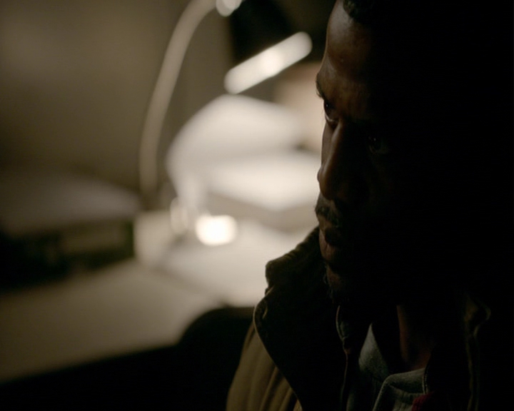 VampireDiaries-dot-nl_VampireDiaries-8x13TheLiesWillCatchUpToYou0714.jpg