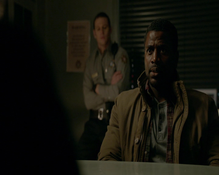 VampireDiaries-dot-nl_VampireDiaries-8x13TheLiesWillCatchUpToYou0721.jpg