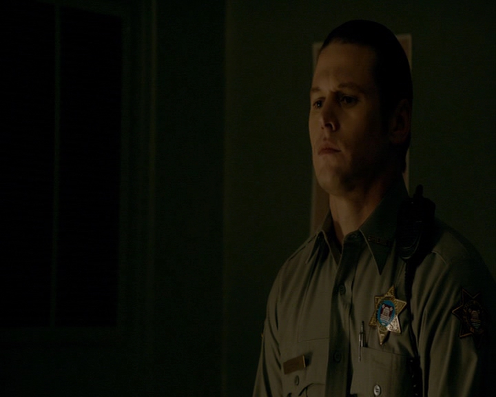 VampireDiaries-dot-nl_VampireDiaries-8x13TheLiesWillCatchUpToYou0727.jpg
