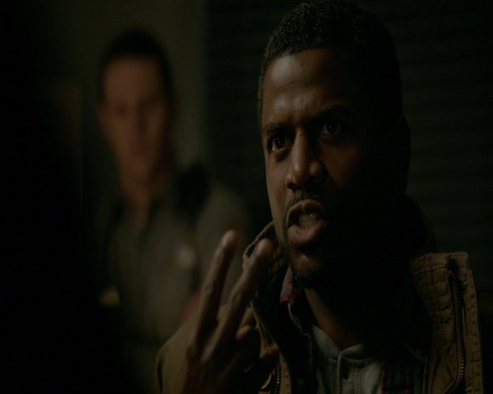 VampireDiaries-dot-nl_VampireDiaries-8x13TheLiesWillCatchUpToYou0728.jpg