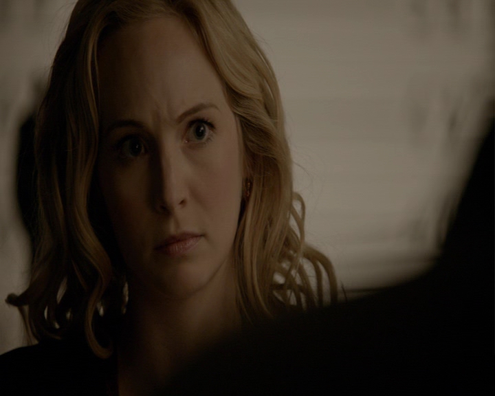 VampireDiaries-dot-nl_VampireDiaries-8x13TheLiesWillCatchUpToYou0748.jpg