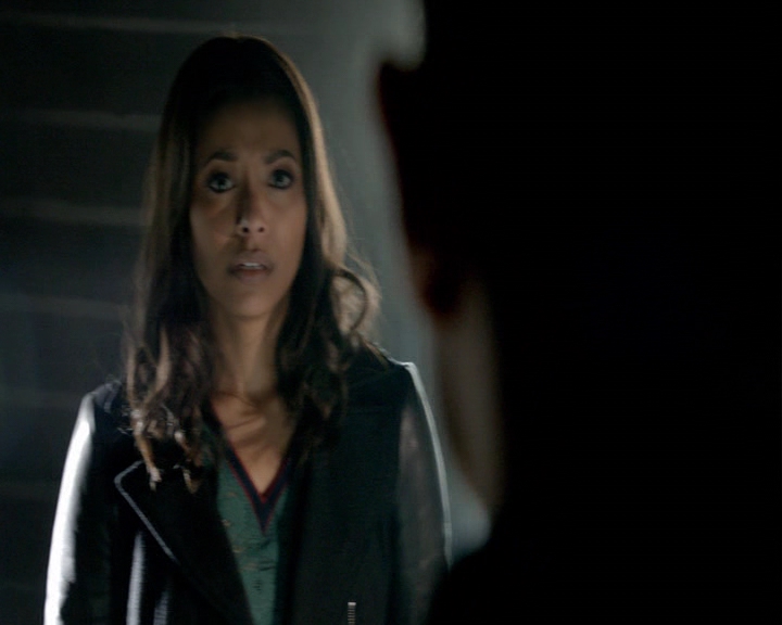 VampireDiaries-dot-nl_VampireDiaries-8x13TheLiesWillCatchUpToYou1419.jpg