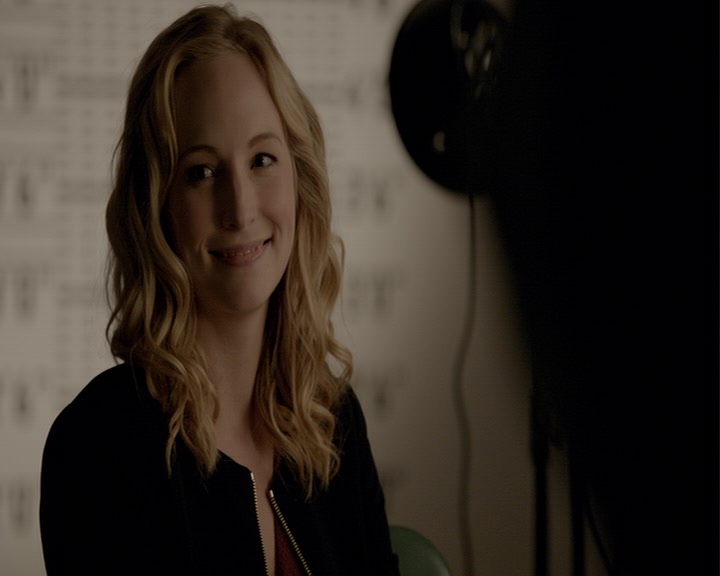 VampireDiaries-dot-nl_VampireDiaries-8x13TheLiesWillCatchUpToYou1502.jpg