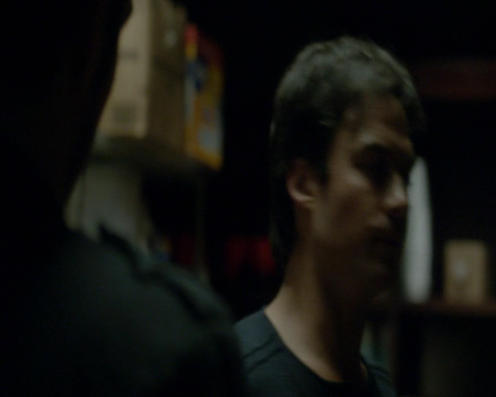 VampireDiaries-dot-nl_VampireDiaries-8x13TheLiesWillCatchUpToYou1556.jpg