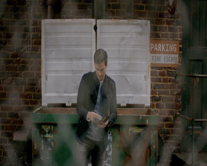 VampireDiaries-dot-nl_VampireDiaries-8x13TheLiesWillCatchUpToYou1798.jpg
