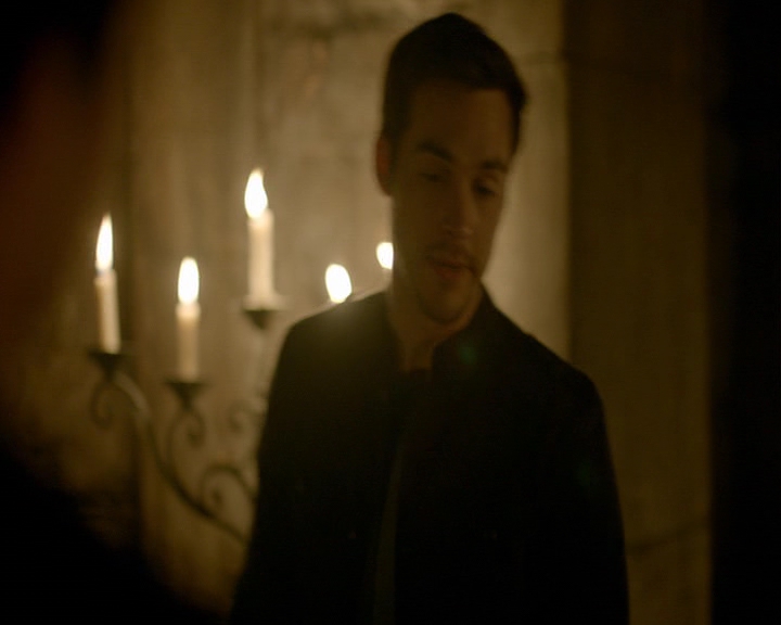 VampireDiaries-dot-nl_VampireDiaries-8x13TheLiesWillCatchUpToYou2257.jpg