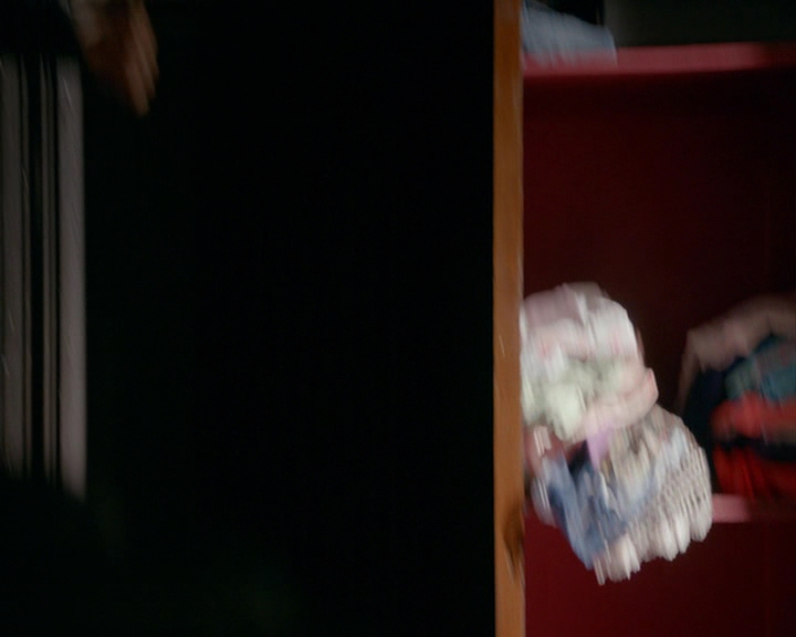 VampireDiaries-dot-nl_VampireDiaries-8x14ItsBeenAHellOfARide0207.jpg