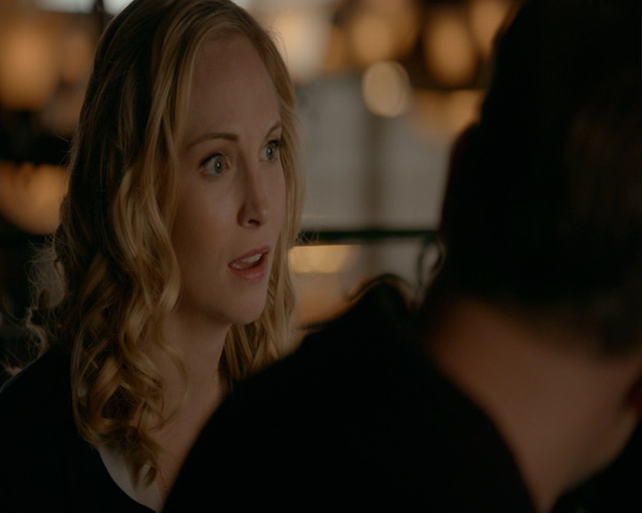 VampireDiaries-dot-nl_VampireDiaries-8x14ItsBeenAHellOfARide0491.jpg
