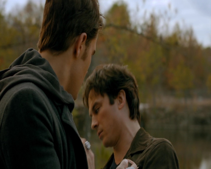 VampireDiaries-dot-nl_VampireDiaries-8x14ItsBeenAHellOfARide0800.jpg