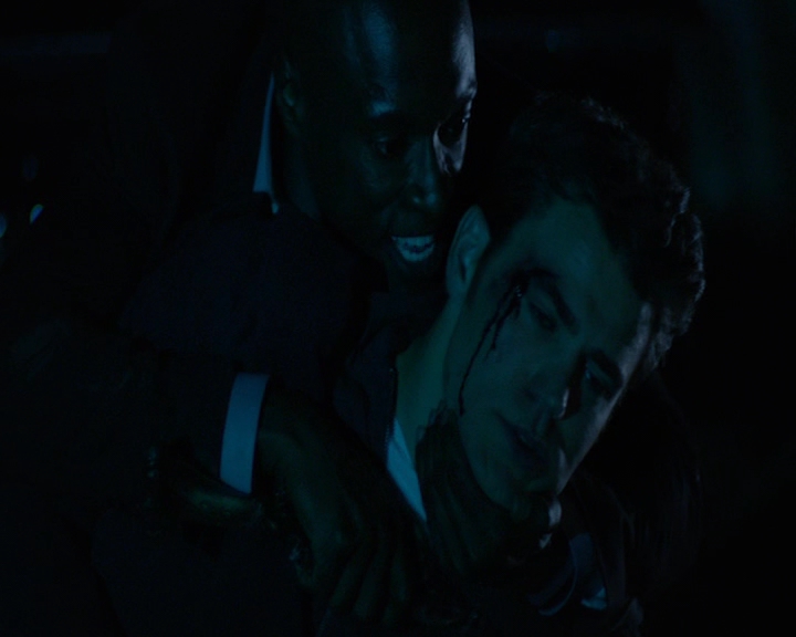 VampireDiaries-dot-nl_VampireDiaries-8x14ItsBeenAHellOfARide1113.jpg