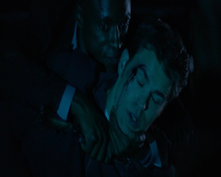 VampireDiaries-dot-nl_VampireDiaries-8x14ItsBeenAHellOfARide1114.jpg