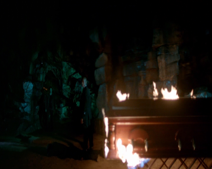 VampireDiaries-dot-nl_VampireDiaries-8x14ItsBeenAHellOfARide1134.jpg