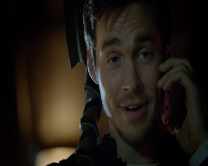 VampireDiaries-dot-nl_VampireDiaries-8x14ItsBeenAHellOfARide1207.jpg