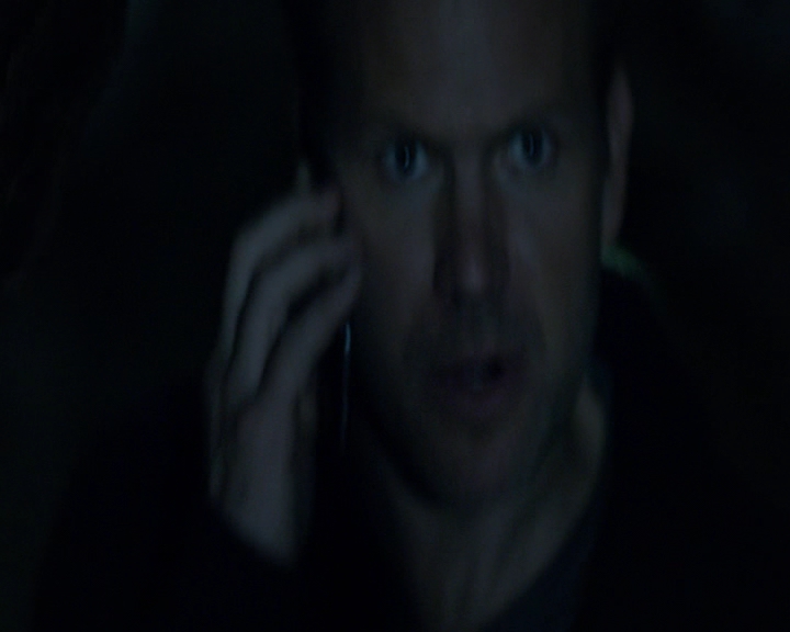 VampireDiaries-dot-nl_VampireDiaries-8x14ItsBeenAHellOfARide1211.jpg