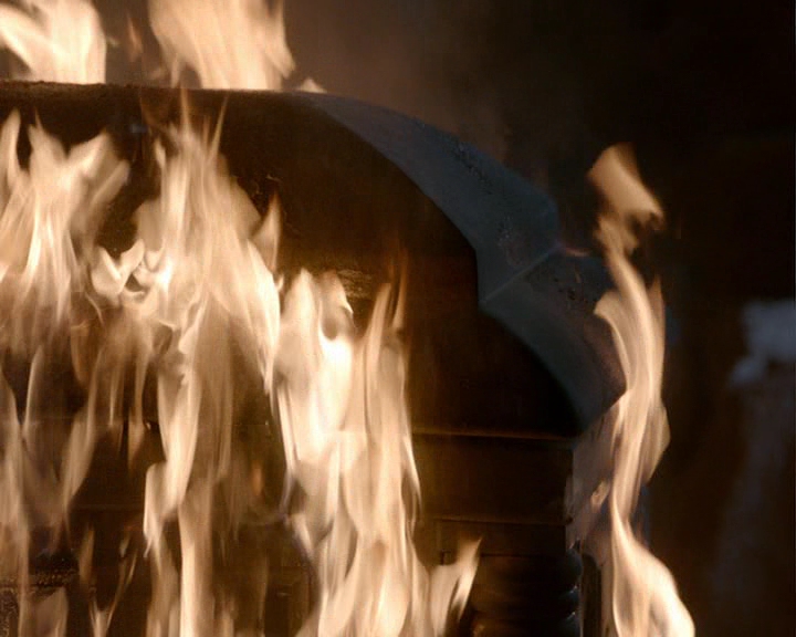 VampireDiaries-dot-nl_VampireDiaries-8x14ItsBeenAHellOfARide1228.jpg