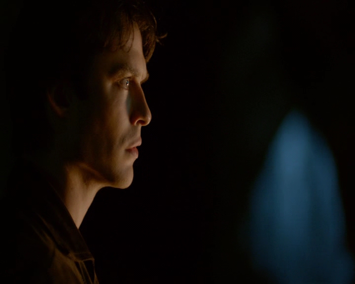 VampireDiaries-dot-nl_VampireDiaries-8x14ItsBeenAHellOfARide1257.jpg