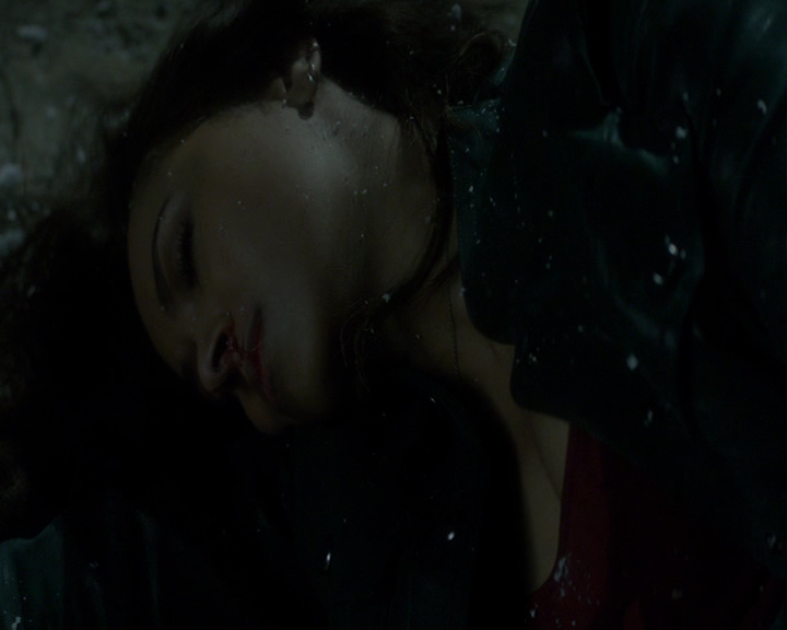 VampireDiaries-dot-nl_VampireDiaries-8x14ItsBeenAHellOfARide1732.jpg