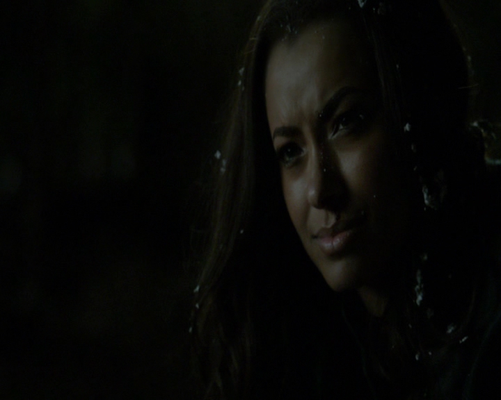 VampireDiaries-dot-nl_VampireDiaries-8x14ItsBeenAHellOfARide1793.jpg