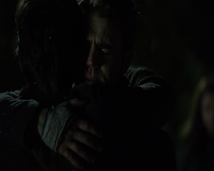 VampireDiaries-dot-nl_VampireDiaries-8x14ItsBeenAHellOfARide1818.jpg