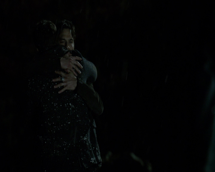 VampireDiaries-dot-nl_VampireDiaries-8x14ItsBeenAHellOfARide1819.jpg VampireDiaries-dot-nl_VampireDiaries-8x14ItsBeenAHellOfARide1819.jpg