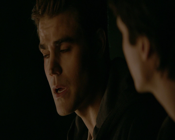 VampireDiaries-dot-nl_VampireDiaries-8x14ItsBeenAHellOfARide1895.jpg