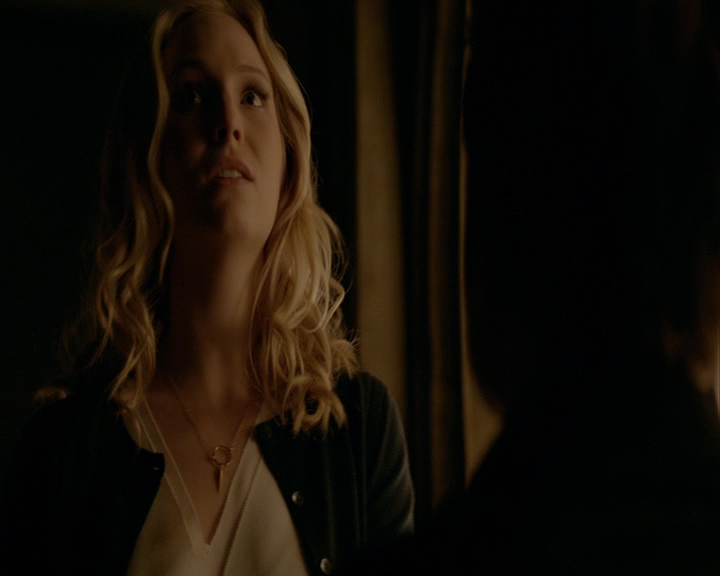 VampireDiaries-dot-nl_VampireDiaries-8x14ItsBeenAHellOfARide2026.jpg