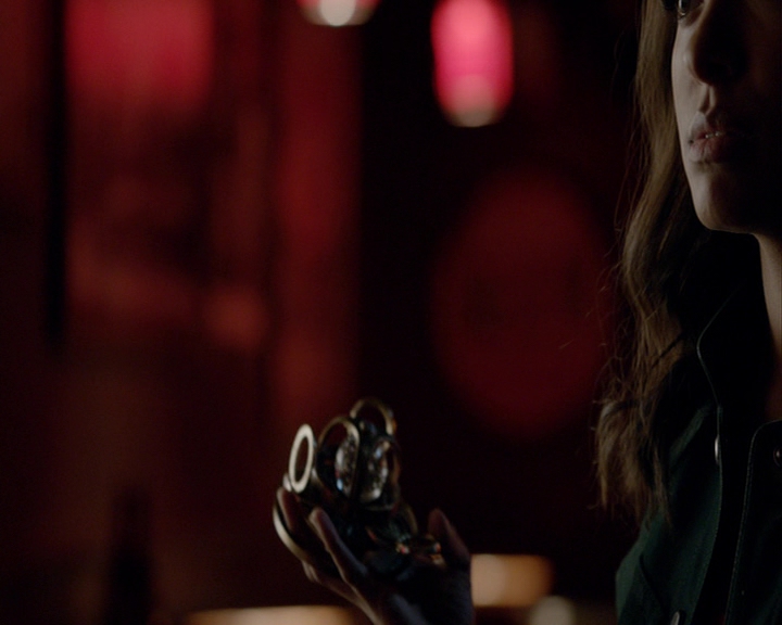 VampireDiaries-dot-nl_VampireDiaries-8x14ItsBeenAHellOfARide2154.jpg