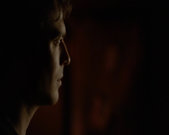 VampireDiaries-dot-nl_VampireDiaries-8x14ItsBeenAHellOfARide2222.jpg