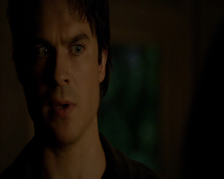 VampireDiaries-dot-nl_VampireDiaries-8x14ItsBeenAHellOfARide2254.jpg