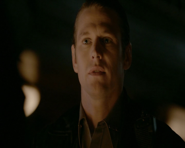 VampireDiaries-dot-nl_VampireDiaries-8x15WerePlanningAJuneWedding0202.jpg