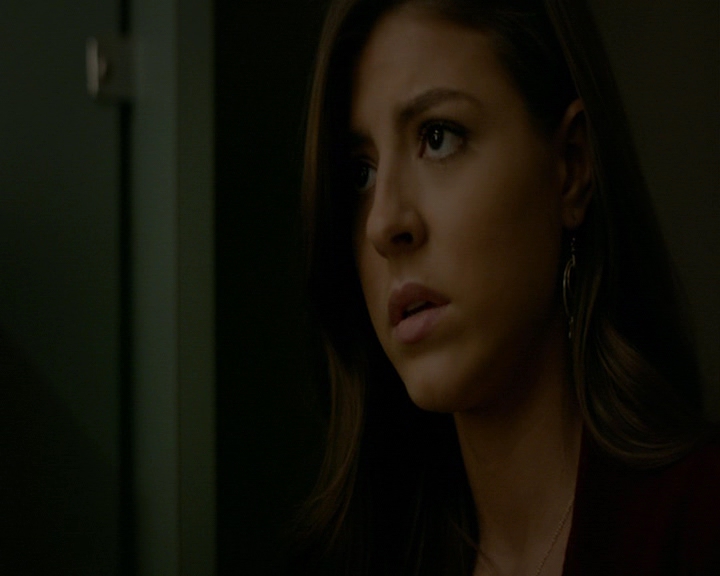 VampireDiaries-dot-nl_VampireDiaries-8x15WerePlanningAJuneWedding0579.jpg