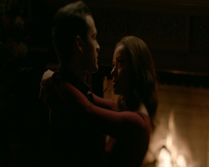VampireDiaries-dot-nl_VampireDiaries-8x15WerePlanningAJuneWedding0756.jpg