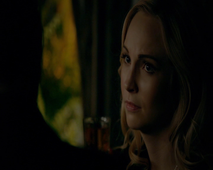 VampireDiaries-dot-nl_VampireDiaries-8x15WerePlanningAJuneWedding0812.jpg