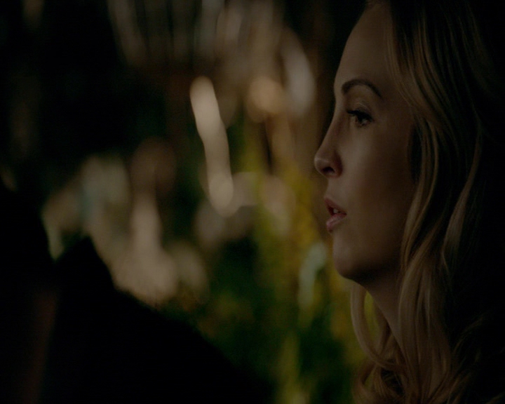 VampireDiaries-dot-nl_VampireDiaries-8x15WerePlanningAJuneWedding0853.jpg