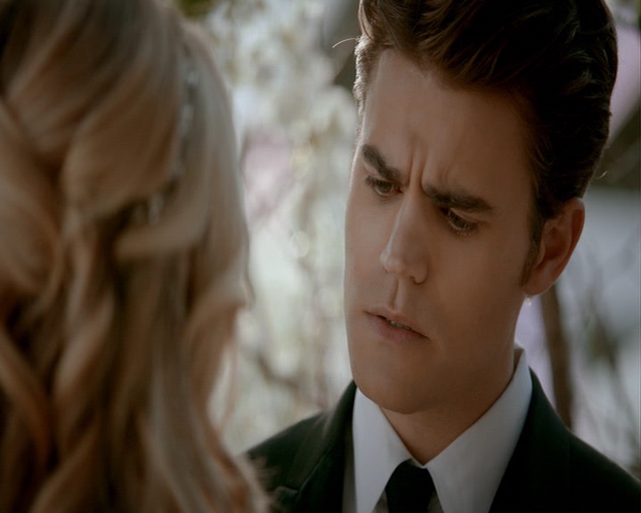 VampireDiaries-dot-nl_VampireDiaries-8x15WerePlanningAJuneWedding1456.jpg