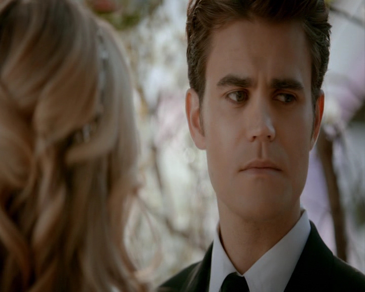 VampireDiaries-dot-nl_VampireDiaries-8x15WerePlanningAJuneWedding1494.jpg