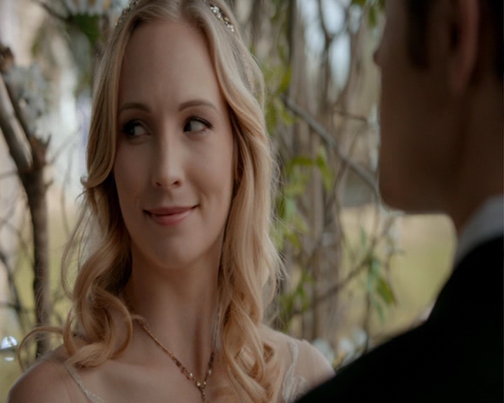 VampireDiaries-dot-nl_VampireDiaries-8x15WerePlanningAJuneWedding1496.jpg
