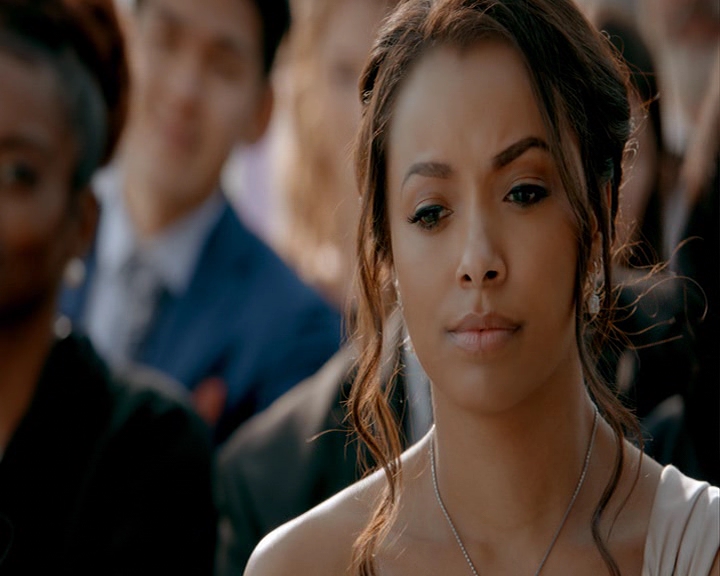 VampireDiaries-dot-nl_VampireDiaries-8x15WerePlanningAJuneWedding1533.jpg