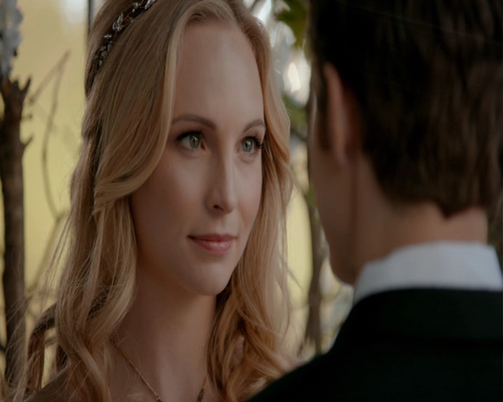 VampireDiaries-dot-nl_VampireDiaries-8x15WerePlanningAJuneWedding1656.jpg VampireDiaries-dot-nl_VampireDiaries-8x15WerePlanningAJuneWedding1656.jpg