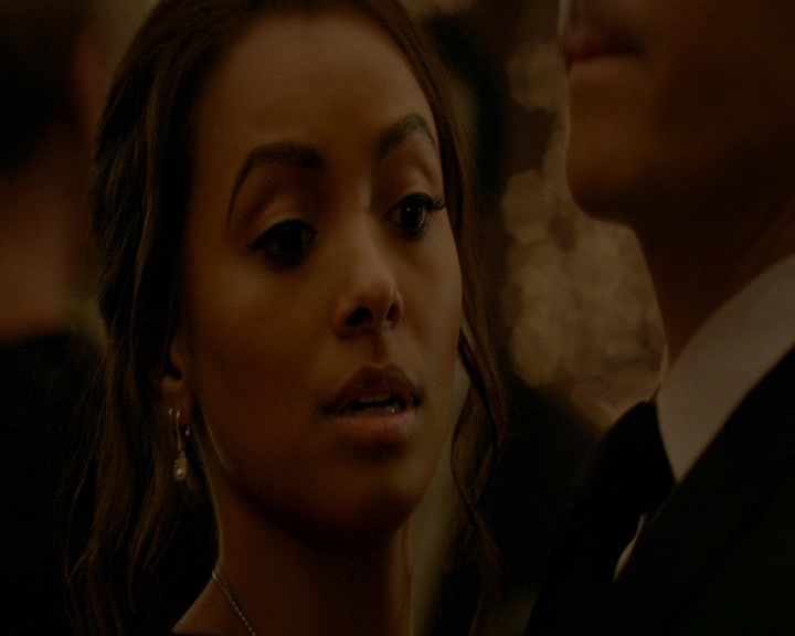 VampireDiaries-dot-nl_VampireDiaries-8x15WerePlanningAJuneWedding1740.jpg