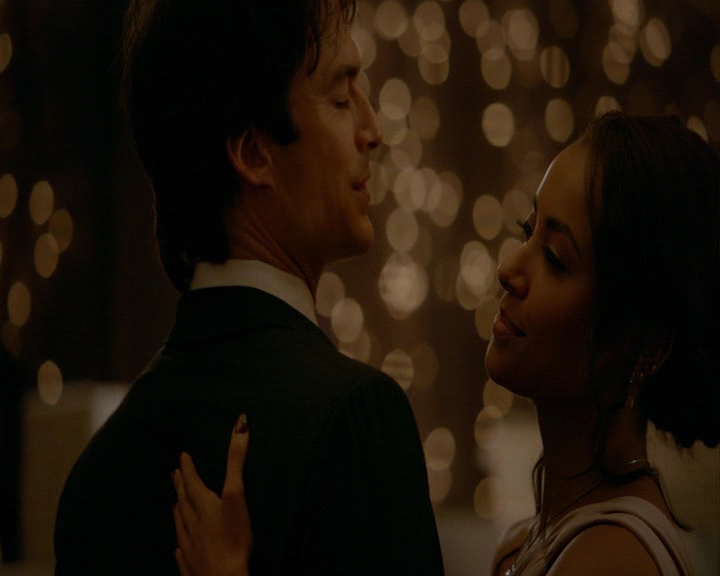 VampireDiaries-dot-nl_VampireDiaries-8x15WerePlanningAJuneWedding1742.jpg