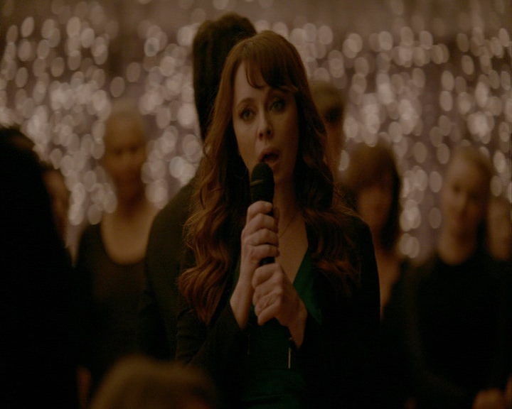 VampireDiaries-dot-nl_VampireDiaries-8x15WerePlanningAJuneWedding1918.jpg