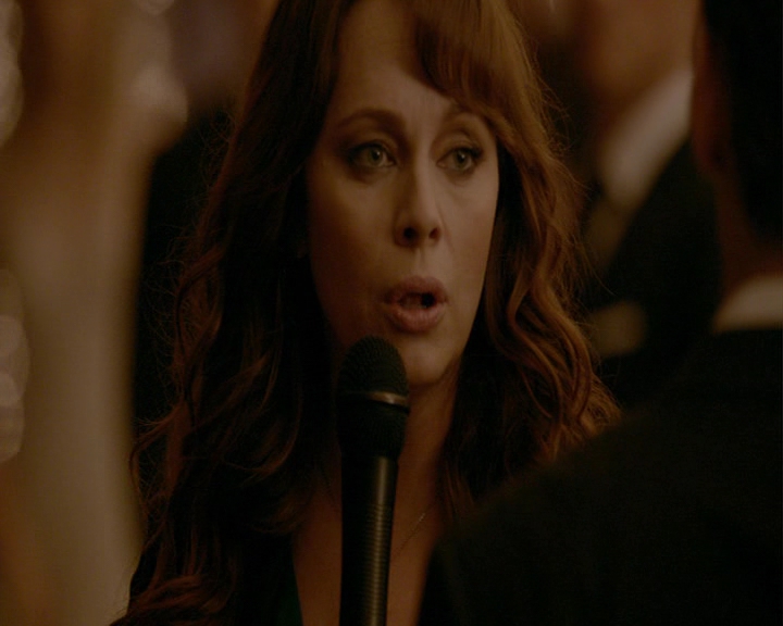 VampireDiaries-dot-nl_VampireDiaries-8x15WerePlanningAJuneWedding1963.jpg