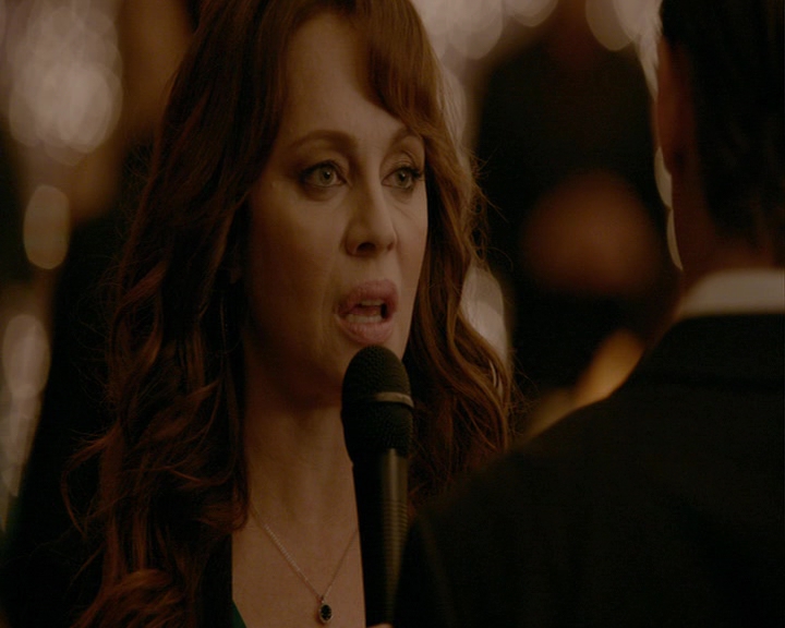 VampireDiaries-dot-nl_VampireDiaries-8x15WerePlanningAJuneWedding1967.jpg