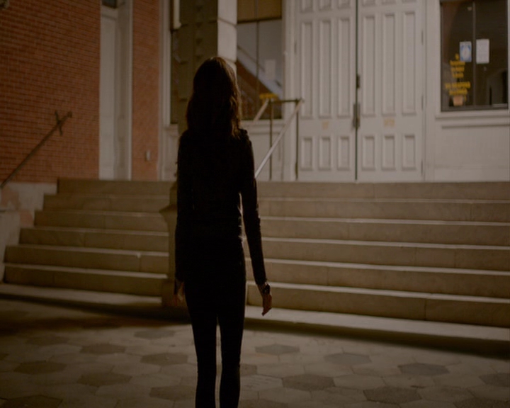 VampireDiaries-dot-nl_VampireDiaries-8x15WerePlanningAJuneWedding2209.jpg