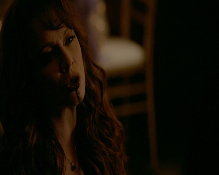 VampireDiaries-dot-nl_VampireDiaries-8x15WerePlanningAJuneWedding2227.jpg