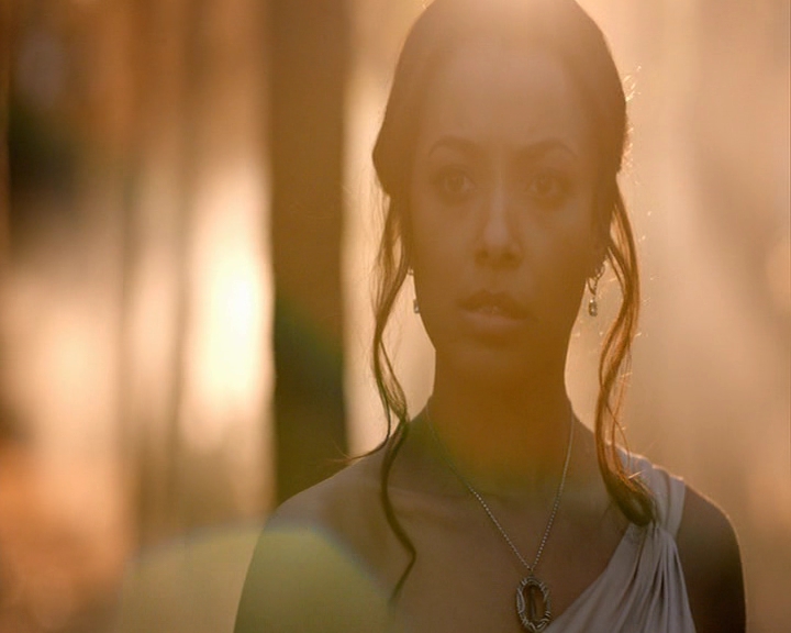 VampireDiaries-dot-nl_VampireDiaries-8x16IWasFeelingEpic0040.jpg